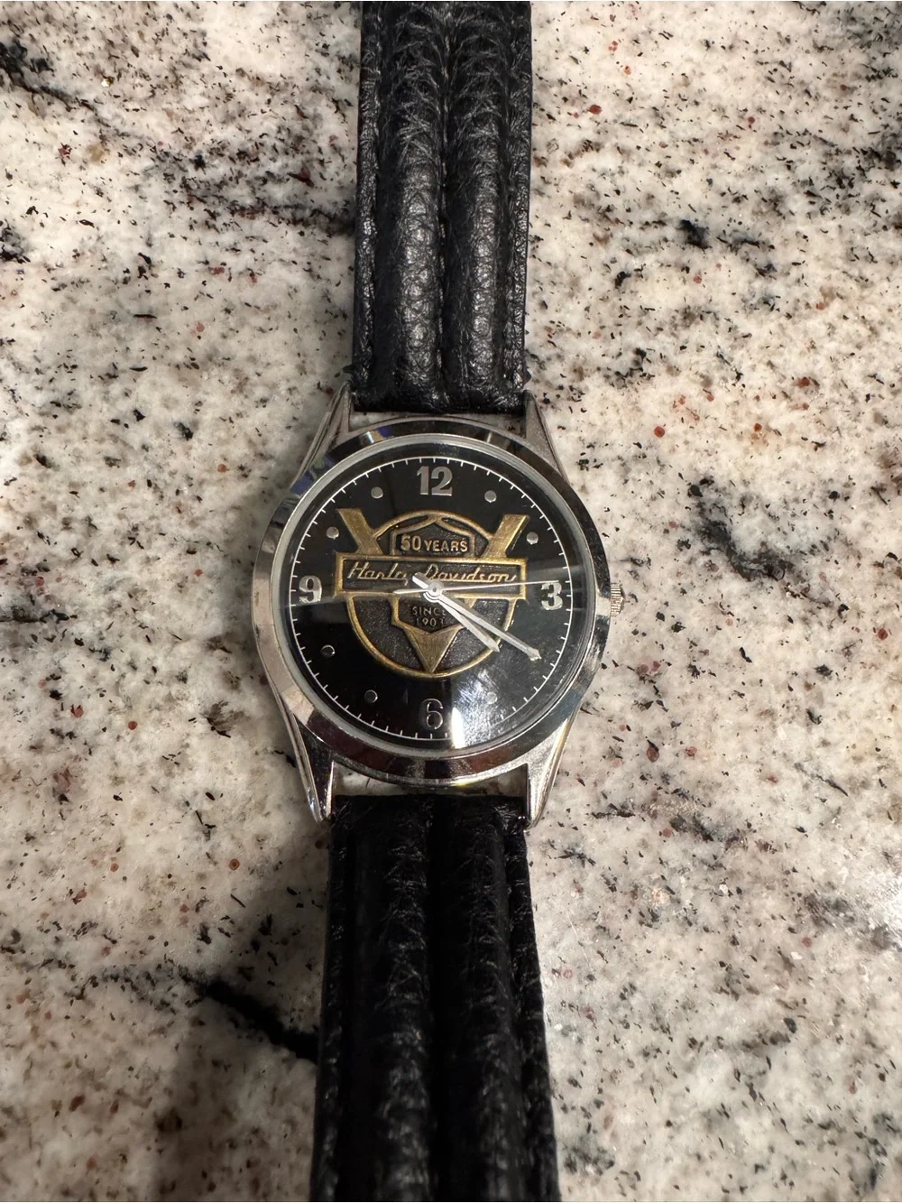 Harley-Davidson watch with leather band